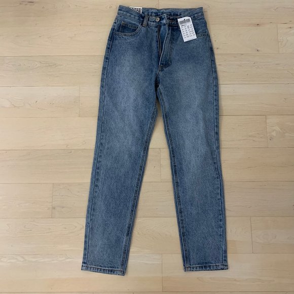 Brandy Melville Jane Denim Light Wash Jeans - Picture 1 of 2